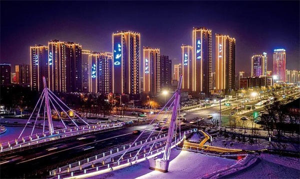 1657613739156384.jpg 一個城市亮化工程公司的團隊組成